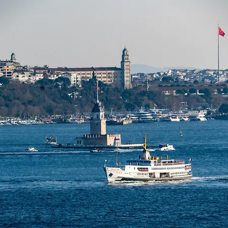 Apartment Bosphorus View-airport Shutle-high Speed Wifi-private Parking