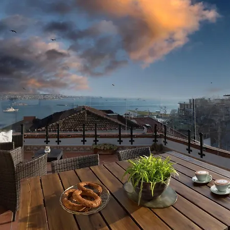Apartment Bosphorus View-airport Shutle-high Speed Wifi-private Parking